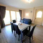 Riccio By Apartment